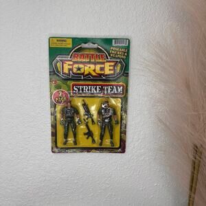 Battle Force Strike Team Poseable Figures with Weapons 4 Piece Set